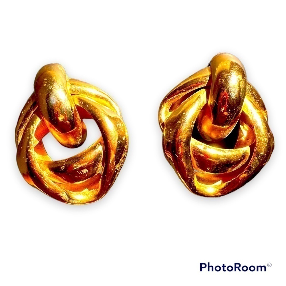 Vintage 80s Gold Faux Knot Doorknocker Earrings